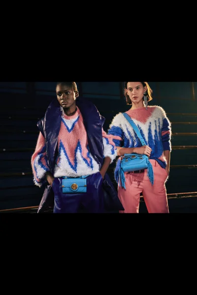 Look 57
